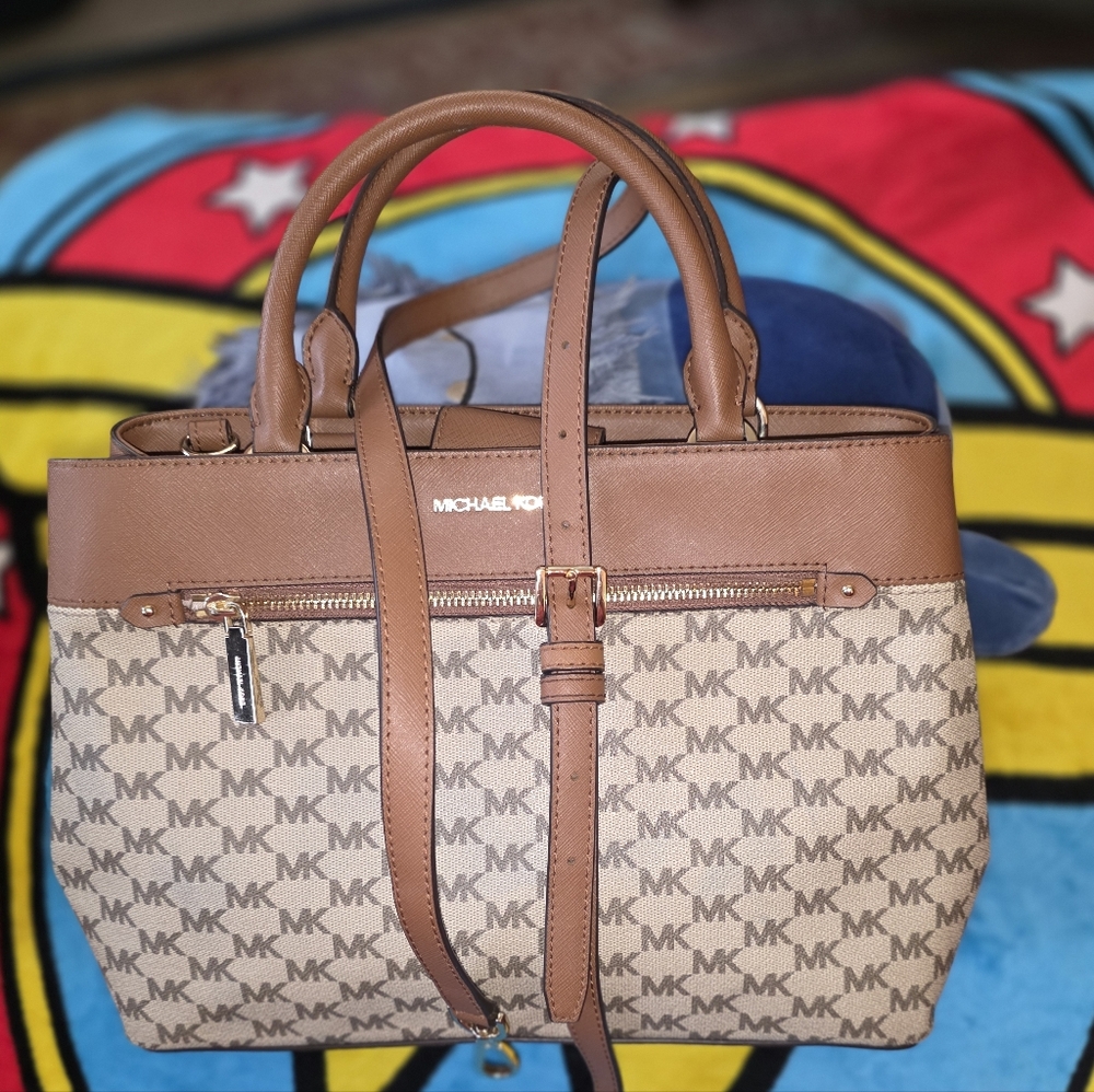 Michael Kors Tan Logo-Print Satchel with Crossbody Strap - Picture 5 of 11